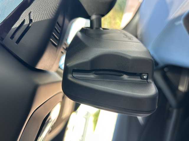 ＢＭＷ Ｚ４ M40i 静岡県 2019(平31)年 1.4万km アルピンホワイトⅢ 純正ナビ/・AM/FM/・Connected Music/・Spotify/・音楽ライブラリ/・USB/・Bluetooth/・Screen Mirroring/主要装備/・追従機能付クルコン/・ドライブレコーダー/・ＥＴＣ/・クリアランスソナー/・パドルシフト/・ワイヤレス充電/・harman/kardon/・電動オープン/・アイドリングストップ/・パーキングアシスト/・電動パーキング/・車線逸脱警告/・ステアリングサポート