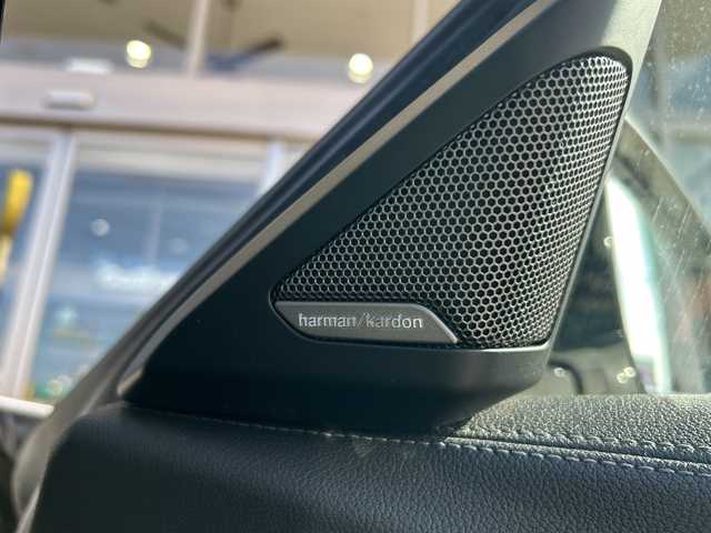 ＢＭＷ Ｚ４ M40i 静岡県 2019(平31)年 1.4万km アルピンホワイトⅢ 純正ナビ/・AM/FM/・Connected Music/・Spotify/・音楽ライブラリ/・USB/・Bluetooth/・Screen Mirroring/主要装備/・追従機能付クルコン/・ドライブレコーダー/・ＥＴＣ/・クリアランスソナー/・パドルシフト/・ワイヤレス充電/・harman/kardon/・電動オープン/・アイドリングストップ/・パーキングアシスト/・電動パーキング/・車線逸脱警告/・ステアリングサポート