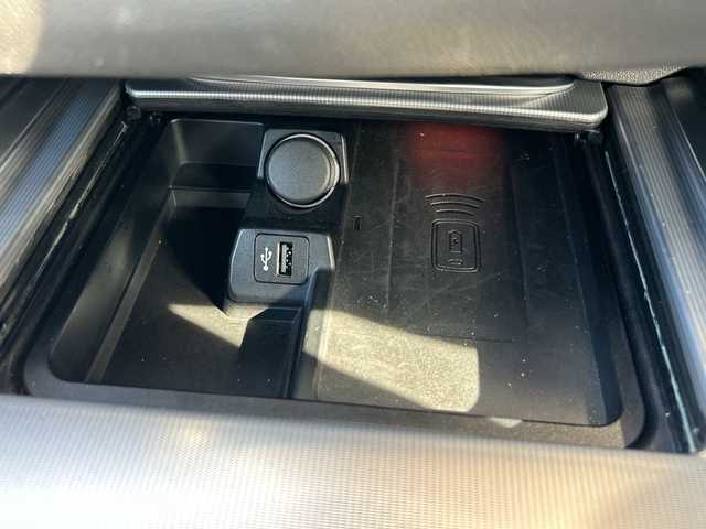 ＢＭＷ Ｚ４ M40i 静岡県 2019(平31)年 1.4万km アルピンホワイトⅢ 純正ナビ/・AM/FM/・Connected Music/・Spotify/・音楽ライブラリ/・USB/・Bluetooth/・Screen Mirroring/主要装備/・追従機能付クルコン/・ドライブレコーダー/・ＥＴＣ/・クリアランスソナー/・パドルシフト/・ワイヤレス充電/・harman/kardon/・電動オープン/・アイドリングストップ/・パーキングアシスト/・電動パーキング/・車線逸脱警告/・ステアリングサポート