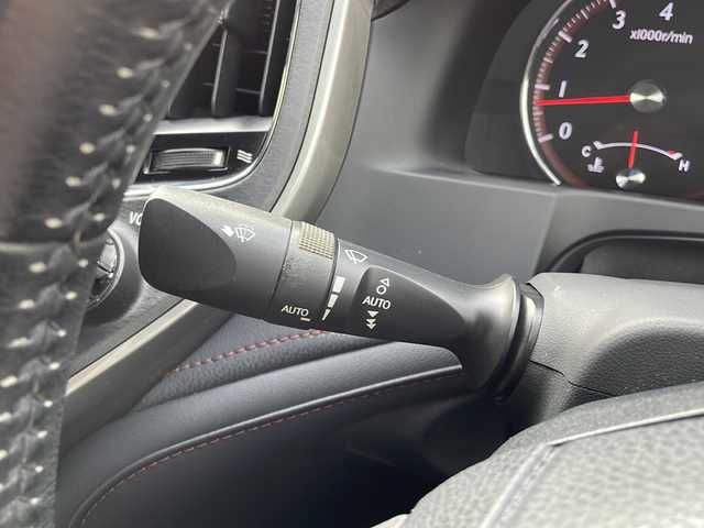 トヨタ クラウン アスリート S 山口県 2013(平25)年 6.7万km ホワイトパールクリスタルシャイン 禁煙車/取扱説明書/純正メモリナビ/　Bluetooth、CD、DVD、HDD、フルセグTV/レーダークルーズコントロール/バックカメラ/ETC/前方ドライブレコーダー/パワーシート【D+N席】/純正フロアマット/純正17インチアルミホイール/左右分離型フルオートエアコン/ステアリングスイッチ/プッシュスタート/スマートキー/スペアキー/パーキングアシスト/プリクラッシュセーフティ/盗難防止装置