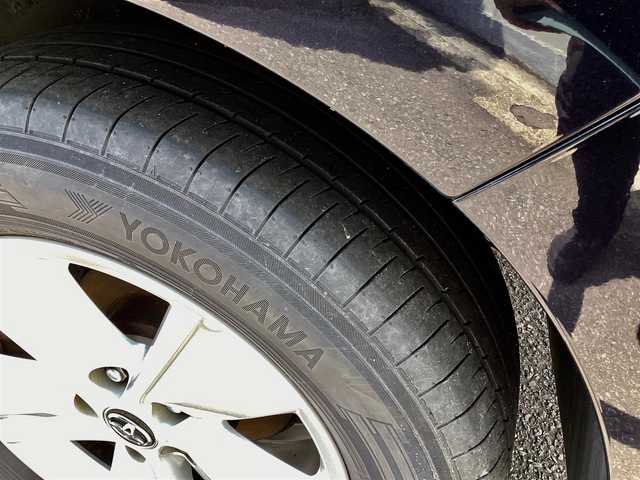 トヨタ ハリアー ハイブリッド エレガンス 山形県 2014(平26)年 11.5万km スパークリングブラックパールクリスタルシャイン ワンオーナー/メモリナビ/フルセグテレビ/バックカメラ/ウィンカーミラー/プッシュスタート/LEDヘッドランプ/純正エンジンスターター