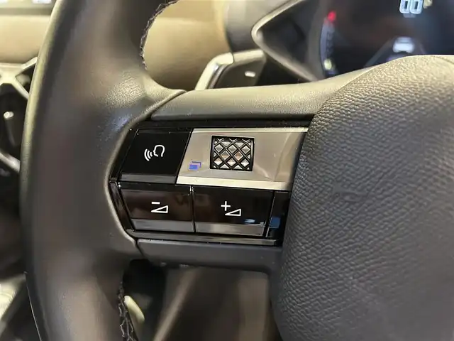 ＤＳオートモビル ＤＳ３ クロスバック グランシック 熊本県 2021(令3)年 2万km パープル 純正ディスプレイオーディオ（AppleCarPlay、Bluetooth、USB、地デジ）/バックカメラ/HUD/ETC/FOCAL　ELECTRAスピーカー/コーナセンサー　/純正18インチアルミホイール/LEDヘッドライト/ACC