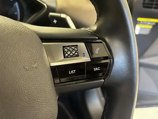 ＤＳオートモビル ＤＳ３ クロスバック グランシック 熊本県 2021(令3)年 2万km パープル 純正ディスプレイオーディオ（AppleCarPlay、Bluetooth、USB、地デジ）/バックカメラ/HUD/ETC/FOCAL　ELECTRAスピーカー/コーナセンサー　/純正18インチアルミホイール/LEDヘッドライト/ACC