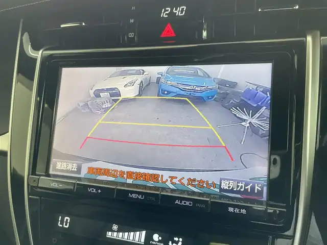 トヨタ ハリアー プレミアム 千葉県 2015(平27)年 4万km スパークリングブラックパールクリスタルシャイン 純正9インチメモリナビ【NSZT-Y66T】/・フルセグTV/BT/DVD/USB/ラジオ/バックカメラ/レーンディパーチャーアラート/クルーズコントロール/パワーバックドア/ハーフレザーシート/アイドリングストップ/AC100V【MOP】/ETC/パワーシート/LEDヘッドライト/オートマチックハイビーム/純正18インチAW/純正フロアマット/取扱説明書/保証書/スペアキー