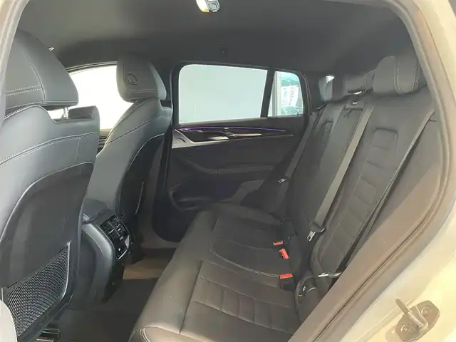 ＢＭＷ Ｘ４ xDrive 30i Mスポーツ 愛知県 2019(令1)年 5.2万km アルピンホワイトⅢ レザーシート　/ＨＵＤ　/純正ナビ　/Ｂｌｕｅｔｏｏｔｈ　/フルセグＴＶ　/ミラーリンク　/インテリジェントセーフ　/ＡＣＣ　/ＬＫＡ　/ＢＳＭ/シートヒーター　/ドライブレコーダー　/ＬＥＤヘッドライト　/ＥＴＣ２．０/パワーバックドア/プッシュスタート/アイドリングストップ/ウィンカーミラー