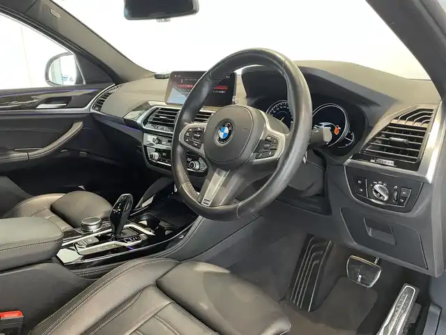 ＢＭＷ Ｘ４ xDrive 30i Mスポーツ 愛知県 2019(令1)年 5.2万km アルピンホワイトⅢ レザーシート　/ＨＵＤ　/純正ナビ　/Ｂｌｕｅｔｏｏｔｈ　/フルセグＴＶ　/ミラーリンク　/インテリジェントセーフ　/ＡＣＣ　/ＬＫＡ　/ＢＳＭ/シートヒーター　/ドライブレコーダー　/ＬＥＤヘッドライト　/ＥＴＣ２．０/パワーバックドア/プッシュスタート/アイドリングストップ/ウィンカーミラー
