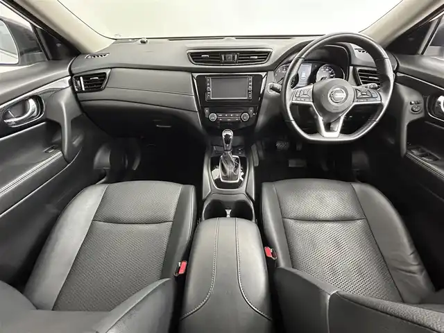 日産 エクストレイル 20Xi Vセレクション 道央・札幌 2022(令4)年 5.8万km ブリリアントホワイトパール ・４WD/・純正メモリナビ/　BT/CD/USB/iPod/AUX/フルセグ/・全方位カメラ/・ビルトインETC/・純正前方ドライブレコーダー/・デジタルインナーミラー/・プロパイロット/・レーダークルーズコントロール/・衝突軽減ブレーキ/・レーンキープアシスト/・横滑り防止/・ダウンヒルアシストコントロール/・前後コーナーセンサー/・全席シートヒーター/・前席パワーシート/・純正フロアマット/・純正スタッドレス18インチAW/・LEDヘッドライト/・オートライト/・オートマチックハイビーム/・ヘッドライトレベライザー/・プッシュスタート/・スマートキー