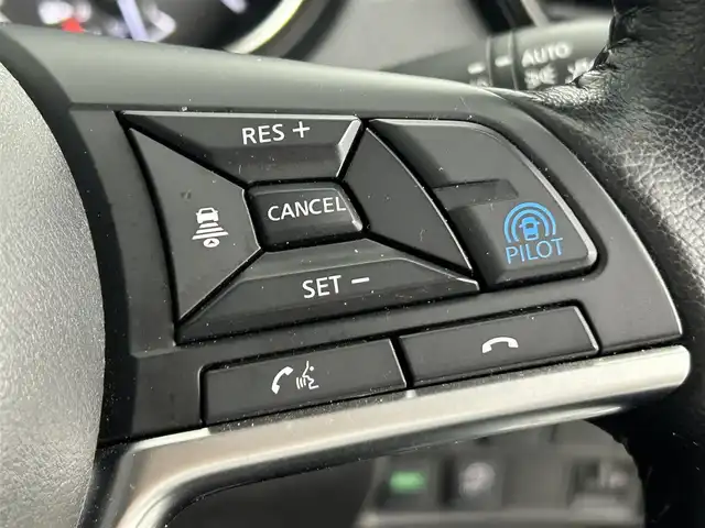 日産 エクストレイル 20Xi Vセレクション 道央・札幌 2022(令4)年 5.8万km ブリリアントホワイトパール ・４WD/・純正メモリナビ/　BT/CD/USB/iPod/AUX/フルセグ/・全方位カメラ/・ビルトインETC/・純正前方ドライブレコーダー/・デジタルインナーミラー/・プロパイロット/・レーダークルーズコントロール/・衝突軽減ブレーキ/・レーンキープアシスト/・横滑り防止/・ダウンヒルアシストコントロール/・前後コーナーセンサー/・全席シートヒーター/・前席パワーシート/・純正フロアマット/・純正スタッドレス18インチAW/・LEDヘッドライト/・オートライト/・オートマチックハイビーム/・ヘッドライトレベライザー/・プッシュスタート/・スマートキー