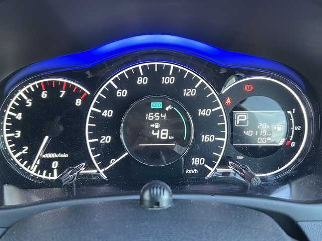 日産 ノート X DIG－S エマージェンシーB 神奈川県 2014(平26)年 4.1万km ブリリアントシルバー ワンオーナー/純正ディーラーナビ/(CD/DVD/SD/AUX/BT/ワンセグTV)/全方位カメラ/衝突被害軽減ブレーキ/レーンキープアシスト/横滑り防止装置/アイドリングストップ/スマートキー/プッシュスタート/ETC/電動格納ミラー/ISOFIX/スペアキー×1/保証書/取扱説明書