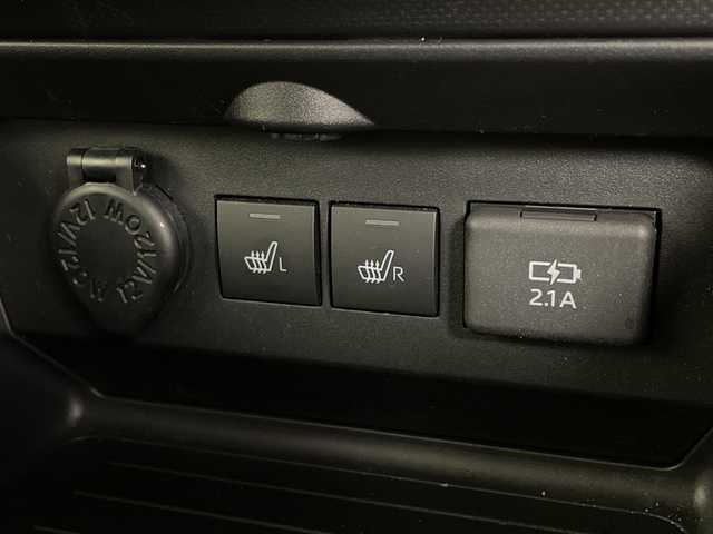 ダイハツ ロッキー G 鹿児島県 2020(令2)年 2.8万km シャイニングホワイトパール 社外ナビ　/（フルセグ/Ｂｌｕｅｔｏｏｔｈ/CD/DVD)/パノラミックビューモニター　/レーダークルーズコントロール　/コーナーセンサー　/純正フロアマット　/ＥＴＣ　/純正フロアマット　/社外ドライブレコーダー　/スマートアシスト/純正アルミホイール