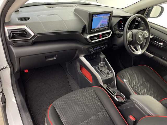 ダイハツ ロッキー G 鹿児島県 2020(令2)年 2.8万km シャイニングホワイトパール 社外ナビ　/（フルセグ/Ｂｌｕｅｔｏｏｔｈ/CD/DVD)/パノラミックビューモニター　/レーダークルーズコントロール　/コーナーセンサー　/純正フロアマット　/ＥＴＣ　/純正フロアマット　/社外ドライブレコーダー　/スマートアシスト/純正アルミホイール