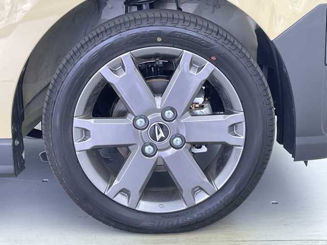 ダイハツ タント ファンクロスターボ 愛知県 2025(令7)年 0.4万km サンドベージュメタリック 純正ナビ/・Bluetooth/・CD/DVD/・フルセグテレビ/・SD音楽録音/バックカメラ/スマートアシスト/・衝突回避支援ブレーキ機能/・車線逸脱抑制制御機能/・路側逸脱警報機能/・先行車発進お知らせ機能/・標識認識機能/シートヒーター/両側パワースライドドア/・ウェルカムオープン機能/電動パーキングブレーキ/オートマチックハイビーム/前後コーナーセンサー/LEDヘッドライト/純正フロアマット