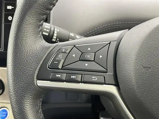日産 セレナ e－パワー ハイウェイスター V 埼玉県 2020(令2)年 5.4万km オレンジ プロパイロット　純正１０インチナビ　フリップダウンモニター　アラウンドビューモニター　ＢＳＩ　レーダークルーズコントロール　ビルトインＥＴＣ２．０　ドライブレコーダー　ＨＤＭＩ　純正アルミ　ＬＥＤ