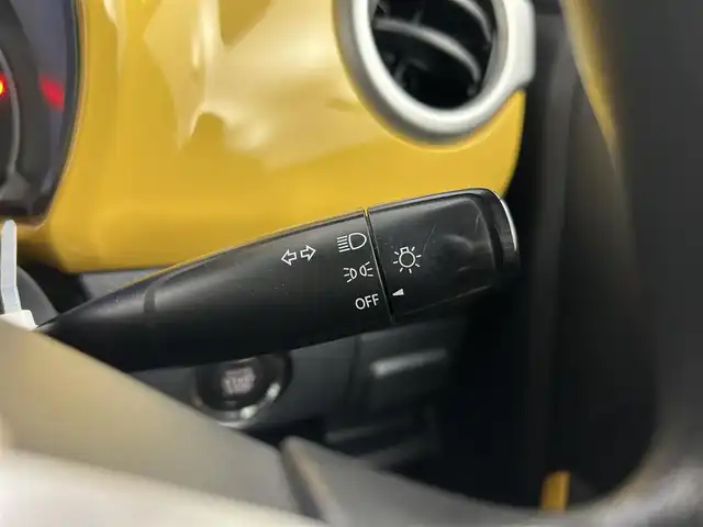 スズキ ハスラー G 千葉県 2016(平28)年 4.6万km アクティブイエロー/ブラック2トーンルーフ 衝突軽減ブレーキ/横滑り防止装置/社外7インチSDナビ/CD DVD MSV BT フルセグ/前席シートヒーター/ヘッドライトレベライザー/アイドリングストップ/ドアバイザー/プッシュスタート/スマートキー/ETC