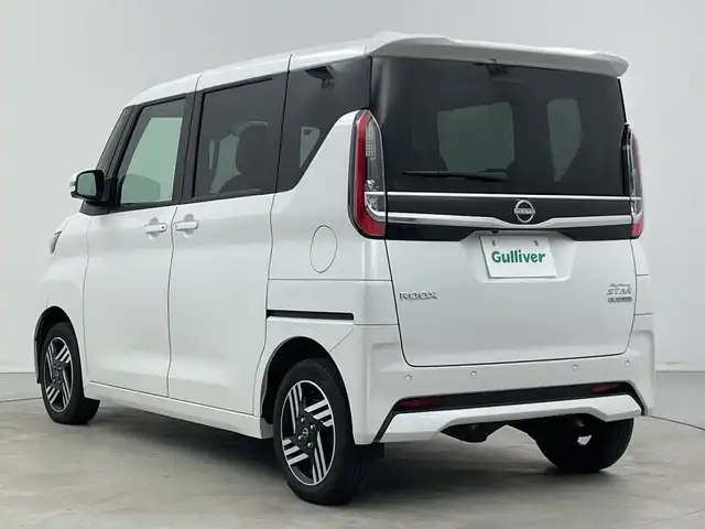 日産 ルークス HWS X プロパイロットED 新潟県 2023(令5)年 6.5万km ホワイトパール 4WD/純正メモリナビ【MJ122D-W】/　フルセグTV/Bluetooth/CD/USB/プロパイロット/衝突被害軽減ブレーキ/レーンキープアシスト/レーダークルーズコントロール/両側パワースライドドア/アラウンドビューモニター/インテリジェントルームミラー/前席シートヒーター/ステアリングヒーター/ビルトインETC/前後コーナーセンサー/アイドリングストップ/LEDヘッドライト/レザーステアリング