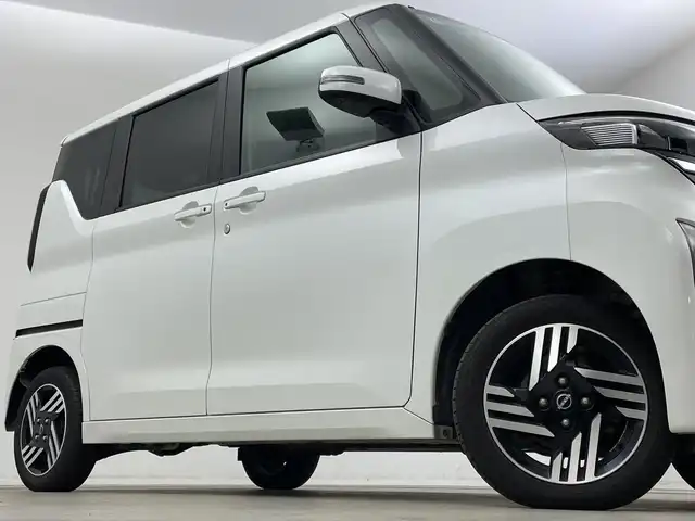 日産 ルークス HWS X プロパイロットED 新潟県 2023(令5)年 6.5万km ホワイトパール 4WD/純正メモリナビ【MJ122D-W】/　フルセグTV/Bluetooth/CD/USB/プロパイロット/衝突被害軽減ブレーキ/レーンキープアシスト/レーダークルーズコントロール/両側パワースライドドア/アラウンドビューモニター/インテリジェントルームミラー/前席シートヒーター/ステアリングヒーター/ビルトインETC/前後コーナーセンサー/アイドリングストップ/LEDヘッドライト/レザーステアリング