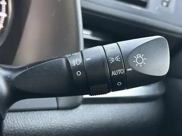 トヨタ アルファードハイブリット SR 道央・札幌 2015(平27)年 11.4万km スパークリングブラックパールクリスタルシャイン ユーザー買取車両/純正HDDナビ/【AM/FM/TV/BT/CD/SD】/純正17インチAW/JBLサウンド/エンジンスタートボタン/MTモード付AT/アイドリンクストップ/スマートキー/スペアキー×１/クルーズコントロール/ETC/USB入力端子/バックカメラ/ドライブレコーダー/両側パワースライドドア/100V電源/オットマン/3列シート/サンルーフ/パワーシート/ハーフレザーシート/AC100電源/ウォークスルー/コーナーセンサー/横滑り防止装置/衝突被害軽減システム/保証書/取扱説明書