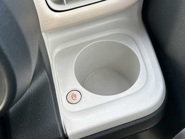 ダイハツ ムーヴ キャンバス ストライプス G 山口県 2023(令5)年 2.3万km シャイニングホワイトパール/スムーズグレーマイカメタリック 純正ディスプレイオーディオ/（USB/HDMI/Bluetooth/AppleCarPlay/androidauto）/全方位カメラ/電動パーキング/シートヒーター（D/N）/両側パワースライドドア/オートライト/オートライトハイビーム/オートブレーキホールド/ワイヤレス充電/温ドリンクホルダー/レザーシートカバー/ドライブレコーダー/ETC/アイドリングストップ