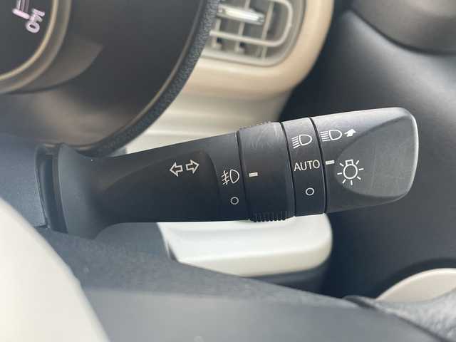 ダイハツ ムーヴ キャンバス ストライプス G 山口県 2023(令5)年 2.3万km シャイニングホワイトパール/スムーズグレーマイカメタリック 純正ディスプレイオーディオ/（USB/HDMI/Bluetooth/AppleCarPlay/androidauto）/全方位カメラ/電動パーキング/シートヒーター（D/N）/両側パワースライドドア/オートライト/オートライトハイビーム/オートブレーキホールド/ワイヤレス充電/温ドリンクホルダー/レザーシートカバー/ドライブレコーダー/ETC/アイドリングストップ