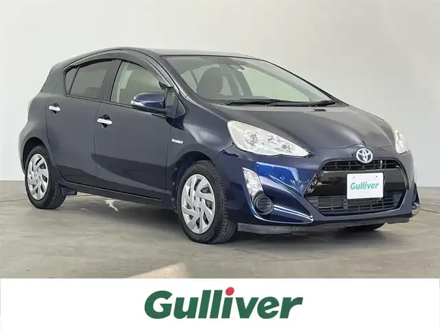 トヨタ アクア S 千葉県 2017(平29)年 4.5万km ダークブルーマイカ トヨタセーフティセンスC/・プリクラッシュセーフティ/・レーンディパーチャーアラート/・オートマチックハイビーム/純正7インチナビ/・Bluetooth/・ワンセグTV/・バックカメラ/スマートキー