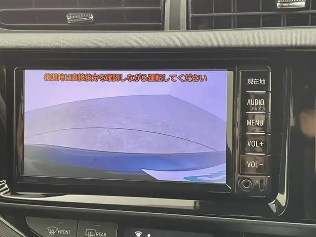 トヨタ アクア S 千葉県 2017(平29)年 4.5万km ダークブルーマイカ トヨタセーフティセンスC/・プリクラッシュセーフティ/・レーンディパーチャーアラート/・オートマチックハイビーム/純正7インチナビ/・Bluetooth/・ワンセグTV/・バックカメラ/スマートキー