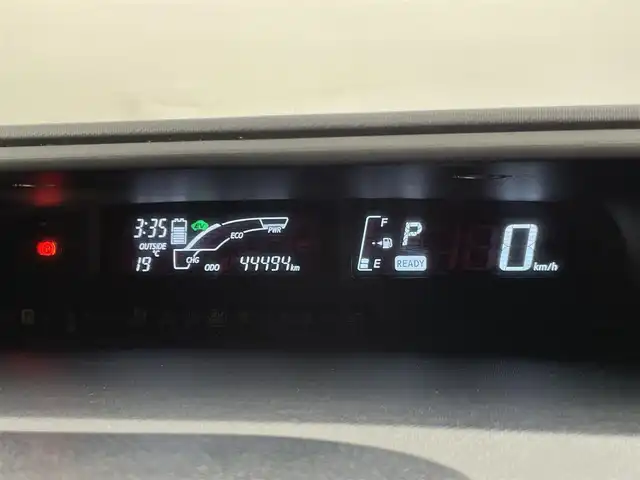 トヨタ アクア S 千葉県 2017(平29)年 4.5万km ダークブルーマイカ トヨタセーフティセンスC/・プリクラッシュセーフティ/・レーンディパーチャーアラート/・オートマチックハイビーム/純正7インチナビ/・Bluetooth/・ワンセグTV/・バックカメラ/スマートキー