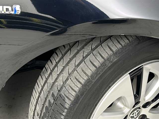 トヨタ プリウス A 宮城県 2016(平28)年 8万km アティチュードブラックマイカ 禁煙車/社外エアロパーツ/トヨタセーフティーセンス/・プリクラッシュセーフティーシステム/・レーンディバ―チャーアラート/・オートマチックハイビーム/・レーダークルーズコントロール/・インテリジェントクリアランスソナー/ブラインドスポットモニター/ヘッドアップディスプレイ/純正7インチナビ/地図SD無し/・BT.CD.DVD.SD/フルセグテレビ/ビルトインETC/社外ドライブレコーダー/LEDヘッドライト/LEDフォグランプ/革巻きステアリング/ステアリングスイッチ/横滑り防止機能/アイドリングストップ/プッシュスタート/スマートキー（2本）/防眩ルームミラー/純正15インチスチールキャップ/純正フロアマット/純正ドアバイザー