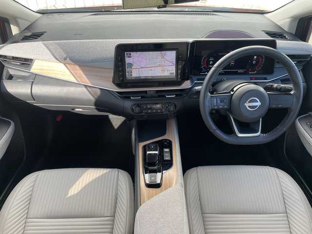 日産 オーラ G レザーエディション 福岡県 2021(令3)年 1.7万km プレミアムコロナオレンジ ・プロパイロット /・全周囲カメラ /・レザーシート /・寒冷地仕様車 /・インテリジェントルームミラー /・フルセグTV ステアリングヒーター /・D/N席シートヒーター /・BSM /・ACC エマージェンシーブレーキ LDA /・オートLEDライト/LEDフォグ/オートハイビーム/・パワーモードセレクト/・電格ミラー/・スマートキー/プッシュスタート