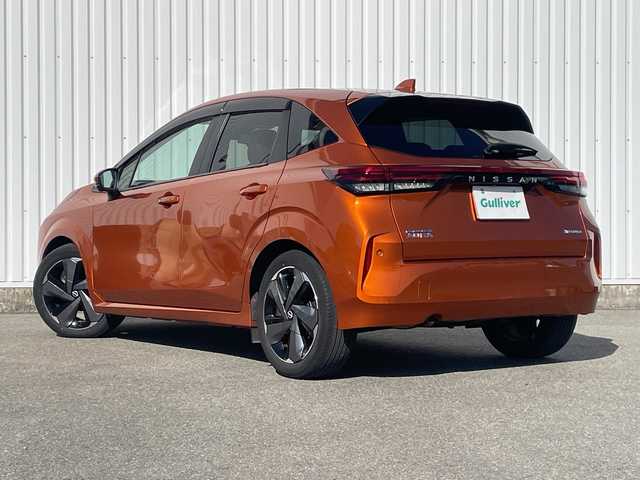 日産 オーラ G レザーエディション 福岡県 2021(令3)年 1.7万km プレミアムコロナオレンジ ・プロパイロット /・全周囲カメラ /・レザーシート /・寒冷地仕様車 /・インテリジェントルームミラー /・フルセグTV ステアリングヒーター /・D/N席シートヒーター /・BSM /・ACC エマージェンシーブレーキ LDA /・オートLEDライト/LEDフォグ/オートハイビーム/・パワーモードセレクト/・電格ミラー/・スマートキー/プッシュスタート