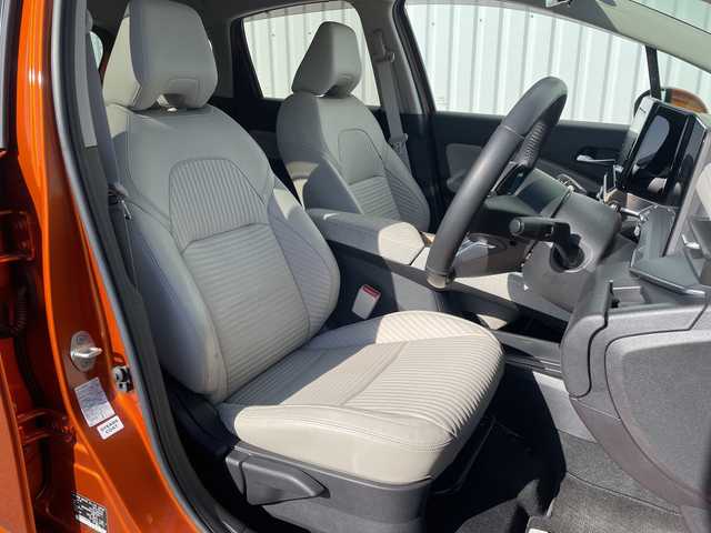 日産 オーラ G レザーエディション 福岡県 2021(令3)年 1.7万km プレミアムコロナオレンジ ・プロパイロット /・全周囲カメラ /・レザーシート /・寒冷地仕様車 /・インテリジェントルームミラー /・フルセグTV ステアリングヒーター /・D/N席シートヒーター /・BSM /・ACC エマージェンシーブレーキ LDA /・オートLEDライト/LEDフォグ/オートハイビーム/・パワーモードセレクト/・電格ミラー/・スマートキー/プッシュスタート