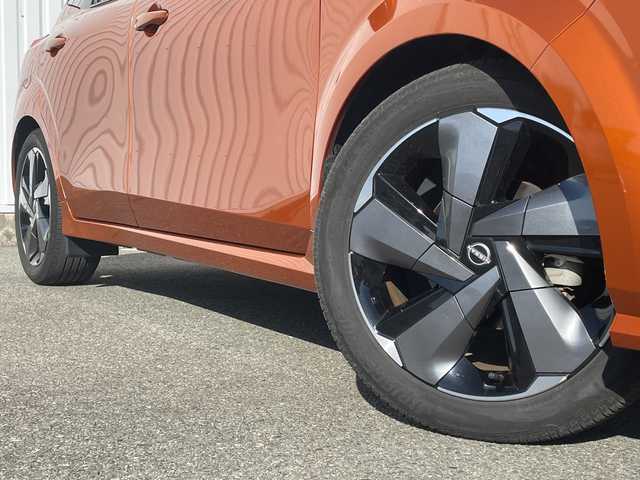 日産 オーラ G レザーエディション 福岡県 2021(令3)年 1.7万km プレミアムコロナオレンジ ・プロパイロット /・全周囲カメラ /・レザーシート /・寒冷地仕様車 /・インテリジェントルームミラー /・フルセグTV ステアリングヒーター /・D/N席シートヒーター /・BSM /・ACC エマージェンシーブレーキ LDA /・オートLEDライト/LEDフォグ/オートハイビーム/・パワーモードセレクト/・電格ミラー/・スマートキー/プッシュスタート