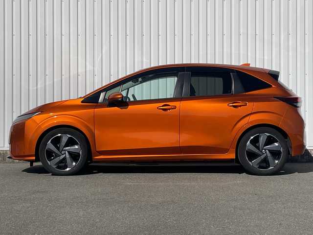 日産 オーラ G レザーエディション 福岡県 2021(令3)年 1.7万km プレミアムコロナオレンジ ・プロパイロット /・全周囲カメラ /・レザーシート /・寒冷地仕様車 /・インテリジェントルームミラー /・フルセグTV ステアリングヒーター /・D/N席シートヒーター /・BSM /・ACC エマージェンシーブレーキ LDA /・オートLEDライト/LEDフォグ/オートハイビーム/・パワーモードセレクト/・電格ミラー/・スマートキー/プッシュスタート