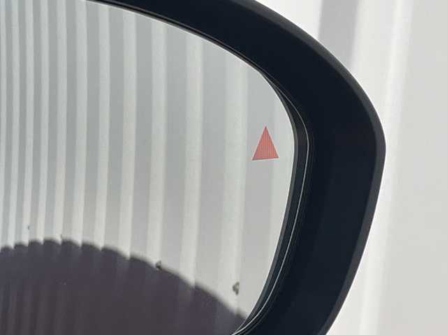 日産 オーラ G レザーエディション 福岡県 2021(令3)年 1.7万km プレミアムコロナオレンジ ・プロパイロット /・全周囲カメラ /・レザーシート /・寒冷地仕様車 /・インテリジェントルームミラー /・フルセグTV ステアリングヒーター /・D/N席シートヒーター /・BSM /・ACC エマージェンシーブレーキ LDA /・オートLEDライト/LEDフォグ/オートハイビーム/・パワーモードセレクト/・電格ミラー/・スマートキー/プッシュスタート