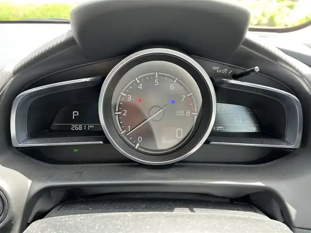 マツダ マツダ２ 15S プロアクティブ Sパッケージ 富山県 2021(令3)年 2.7万km ディープクリムゾンマイカ 純正メーカーナビ/フルセグTV/DVD再生/ETC/Bluetooth搭載/アラウンドビューモニター/コーナーセンサー/レーダークルーズコントロール/衝突被害軽減システム/横滑り防止装置/アイドリングストップ/ドアバイザー/プッシュスタート/シートヒーターD＋N席/SPORTモード搭載/LEDオートライト/純正AW付夏タイヤ4本積み込み