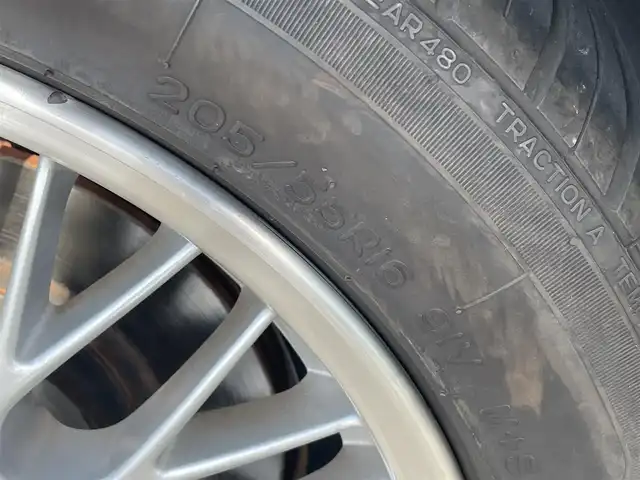 日産 ローレル メダリスト プレミア 東京都 2002(平14)年 3.7万km ホワイトパール カヤバ製ショック/〈NEW SR SPECIAL〉/RS-Rダウンサス/16インチアルミホイール/純正ナビ/純正オーディオ・カセット/ドライブレコーダー/ETC/キーレス