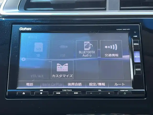 ホンダ フィット 13G FパックコンフォートED 奈良県 2018(平30)年 7万km クリスタルブラックパール 純正ナビ　/フルセグＴＶ/BT/CD/DVD/SD/USB/AUX/iPod/バックカメラ　/追従型クルーズコントロール　/ビルトインＥＴＣ　/ＡＡＣ　/シートヒーター　/ＬＥＤヘッドライト　/オートライト　/衝突被害軽減システム　/レーンキープアシスト　/スマートキー/盗難防止装置/社外15インチアルミホイール/純正フロアマット