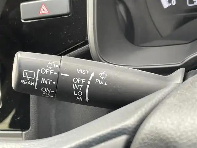 ホンダ フィット 13G FパックコンフォートED 熊本県 2018(平30)年 7万km クリスタルブラックパール ホンダセンシング/プッシュスタート/純正ナビ/（CD・DVD・フルセグTV・BTオーディオ・SD）/バックカメラ/ビルトインETC/社外15インチAW/レーダークルーズ/前席シートヒーター/LEDヘッドライト/オートライト/LEDフォグライト/横滑り防止装置/ウィンカーミラー/純正フロアマット/純正ドアバイザー/スマートスペアキー×1本