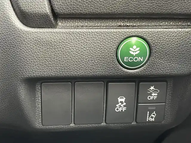 ホンダ フィット 13G FパックコンフォートED 熊本県 2018(平30)年 7万km クリスタルブラックパール ホンダセンシング/プッシュスタート/純正ナビ/（CD・DVD・フルセグTV・BTオーディオ・SD）/バックカメラ/ビルトインETC/社外15インチAW/レーダークルーズ/前席シートヒーター/LEDヘッドライト/オートライト/LEDフォグライト/横滑り防止装置/ウィンカーミラー/純正フロアマット/純正ドアバイザー/スマートスペアキー×1本