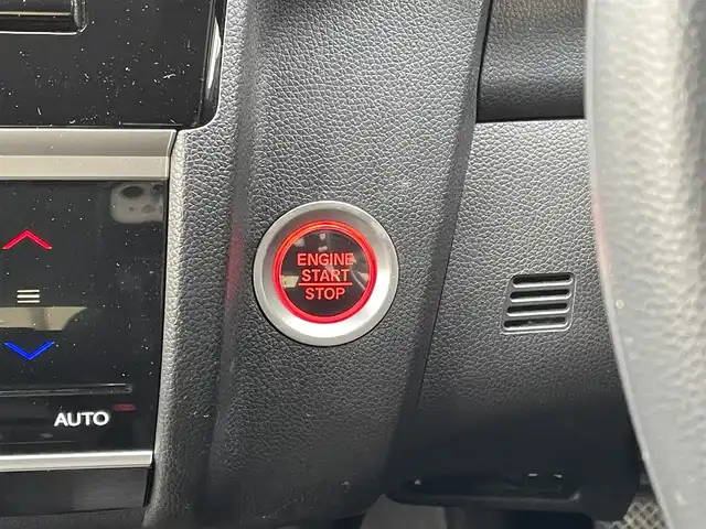 ホンダ フィット 13G FパックコンフォートED 熊本県 2018(平30)年 7万km クリスタルブラックパール ホンダセンシング/プッシュスタート/純正ナビ/（CD・DVD・フルセグTV・BTオーディオ・SD）/バックカメラ/ビルトインETC/社外15インチAW/レーダークルーズ/前席シートヒーター/LEDヘッドライト/オートライト/LEDフォグライト/横滑り防止装置/ウィンカーミラー/純正フロアマット/純正ドアバイザー/スマートスペアキー×1本