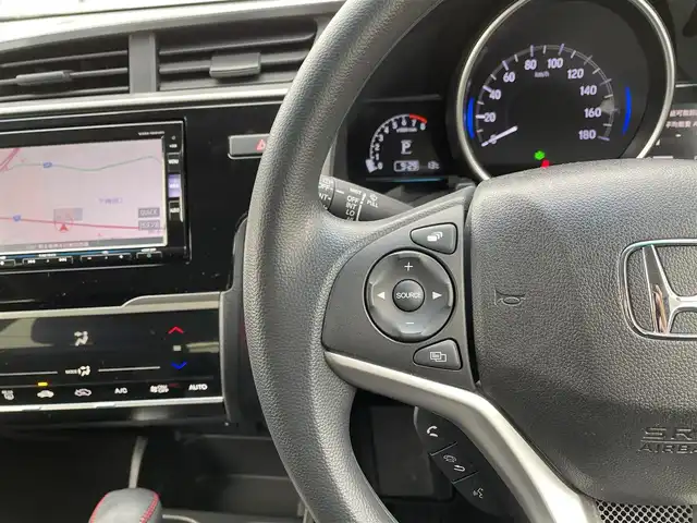 ホンダ フィット 13G FパックコンフォートED 熊本県 2018(平30)年 7万km クリスタルブラックパール ホンダセンシング/プッシュスタート/純正ナビ/（CD・DVD・フルセグTV・BTオーディオ・SD）/バックカメラ/ビルトインETC/社外15インチAW/レーダークルーズ/前席シートヒーター/LEDヘッドライト/オートライト/LEDフォグライト/横滑り防止装置/ウィンカーミラー/純正フロアマット/純正ドアバイザー/スマートスペアキー×1本