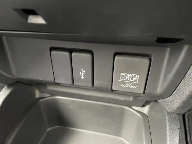 ホンダ フィット 13G FパックコンフォートED 熊本県 2018(平30)年 7万km クリスタルブラックパール ホンダセンシング/プッシュスタート/純正ナビ/（CD・DVD・フルセグTV・BTオーディオ・SD）/バックカメラ/ビルトインETC/社外15インチAW/レーダークルーズ/前席シートヒーター/LEDヘッドライト/オートライト/LEDフォグライト/横滑り防止装置/ウィンカーミラー/純正フロアマット/純正ドアバイザー/スマートスペアキー×1本