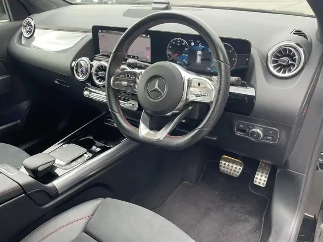 メルセデス・ベンツ Ｍ・ベンツ ＧＬＡ２００ｄ 4マチック AMGライン 埼玉県 2022(令4)年 3.6万km コスモスブラック 黒ハーフレザーシート/アダプティブクルーズコントロール/純正HDDナビ/(Bluetooth/USB/フルセグ)/３６０度カメラ/ブラインドスポットモニター/シートヒーター/パークアシスト/純正１９インチアルミホイール/ＬＥＤヘッドライト/ETC