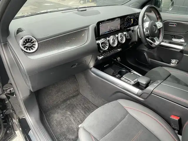メルセデス・ベンツ Ｍ・ベンツ ＧＬＡ２００ｄ 4マチック AMGライン 埼玉県 2022(令4)年 3.6万km コスモスブラック 黒ハーフレザーシート/アダプティブクルーズコントロール/純正HDDナビ/(Bluetooth/USB/フルセグ)/３６０度カメラ/ブラインドスポットモニター/シートヒーター/パークアシスト/純正１９インチアルミホイール/ＬＥＤヘッドライト/ETC