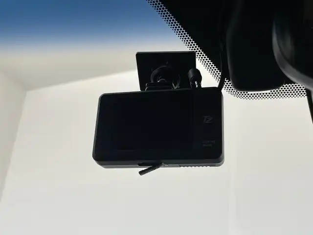 レクサス ＮＸ 300 Fスポーツ 埼玉県 2018(平30)年 2.4万km ホワイトノーヴァガラスフレーク サンルーフ　純正１０．３インチナビ　バックカメラ　黒革シート　レーダークルーズ　ビルトインＥＴＣ２．０　シートヒーター　ベンチレーション　ステアリングヒーター　メモリシート　パワーバックドア　ＬＥＤ