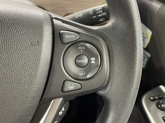 ホンダ フリード ハイブリット G ホンダセンシング 愛知県 2020(令2)年 4.7万km プレミアムクリスタルオレンジM KENWOOD7インチナビ/（Bluetooth/AM/FM/フルセグTV）/衝突軽減ブレーキ/両側電動スライドドア/レーダークルーズコントロール/シートヒーター/LEDヘッドライト/ETC/バックカメラ/コーナーセンサー/レーンキープアシスト/プッシュスタートボタン/スマートキー/純正15インチAW/社外ホイール付きスタッドレス