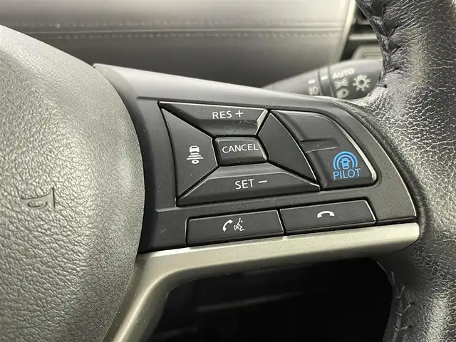 日産 セレナ ハイウェイスター V 群馬県 2020(令2)年 6.4万km ブリリアントホワイトパール フリップダウンモニター　純正９型ナビ　アラウンドビューモニター　プロパイロット　両側パワースライドドア　ＬＥＤ　ＡＨＢ　純正１６インチＡＷ　ステアリングリモコン　デジタルインナーミラー　ＥＴＣ　禁煙車