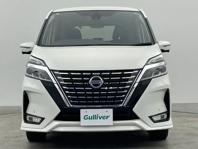日産 セレナ ハイウェイスター V 群馬県 2020(令2)年 6.4万km ブリリアントホワイトパール フリップダウンモニター　純正９型ナビ　アラウンドビューモニター　プロパイロット　両側パワースライドドア　ＬＥＤ　ＡＨＢ　純正１６インチＡＷ　ステアリングリモコン　デジタルインナーミラー　ＥＴＣ　禁煙車