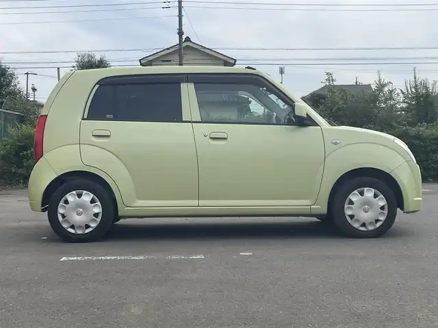 日産 ピノ S 東京都 2007(平19)年 4.7万km ライムグリーン ５MT/ストラーダナビ/ワンセグ/ＣＤ/ヘッドライトレベライザー/純正フロアマット/ドアバイザー/パワステ/パワーウィンドウ