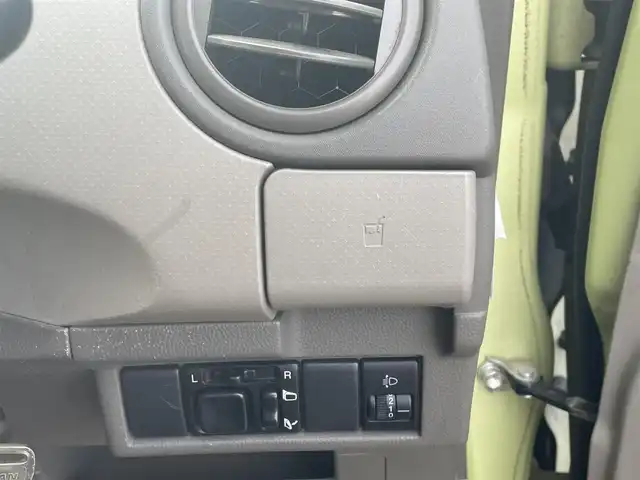 日産 ピノ S 東京都 2007(平19)年 4.7万km ライムグリーン ５MT/ストラーダナビ/ワンセグ/ＣＤ/ヘッドライトレベライザー/純正フロアマット/ドアバイザー/パワステ/パワーウィンドウ