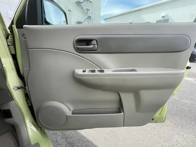 日産 ピノ S 東京都 2007(平19)年 4.7万km ライムグリーン ５MT/ストラーダナビ/ワンセグ/ＣＤ/ヘッドライトレベライザー/純正フロアマット/ドアバイザー/パワステ/パワーウィンドウ